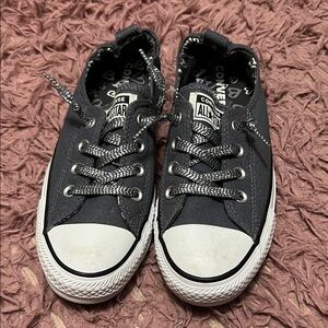NWOT Converse slip on Sneakers